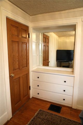 350 Woodland Drive SE, Cedar Rapids, IA 52403