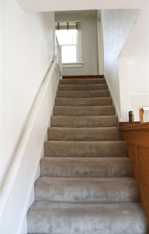 350 Woodland Drive SE, Cedar Rapids, IA 52403