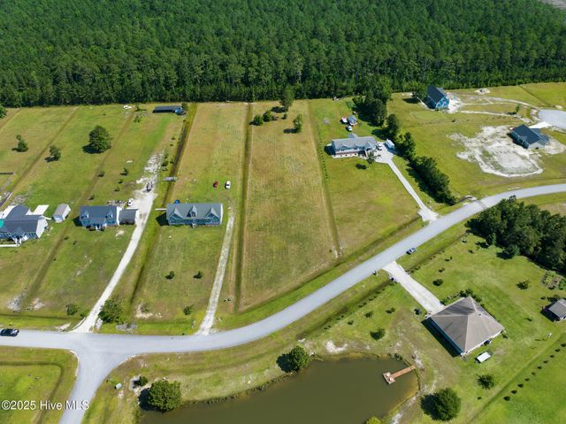 303 Mayflower Drive, Newport, NC 28570