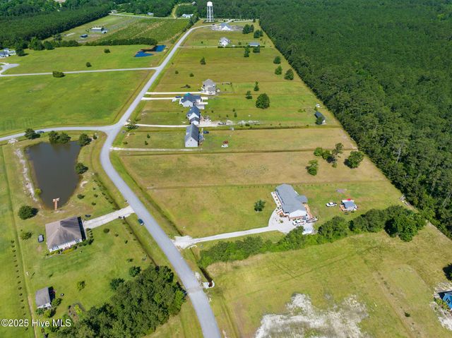 303 Mayflower Drive, Newport, NC 28570