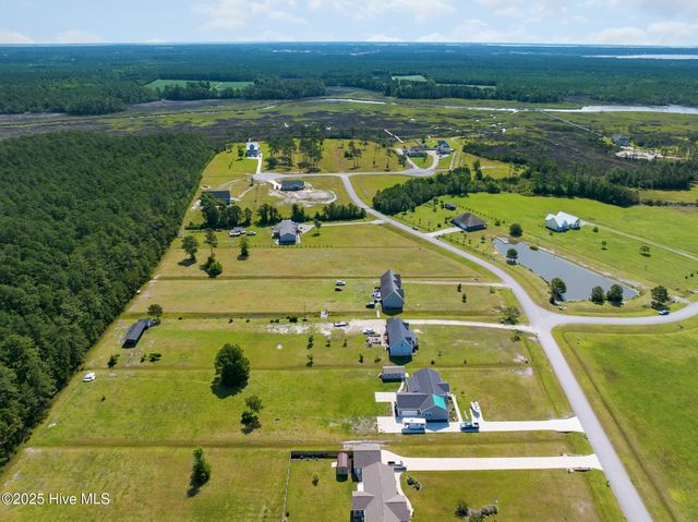 303 Mayflower Drive, Newport, NC 28570
