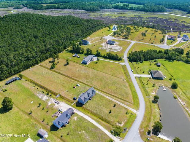 303 Mayflower Drive, Newport, NC 28570