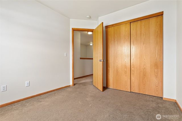 1162 Aaron Drive, Lynden, WA 98264