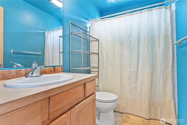 1162 Aaron Drive, Lynden, WA 98264