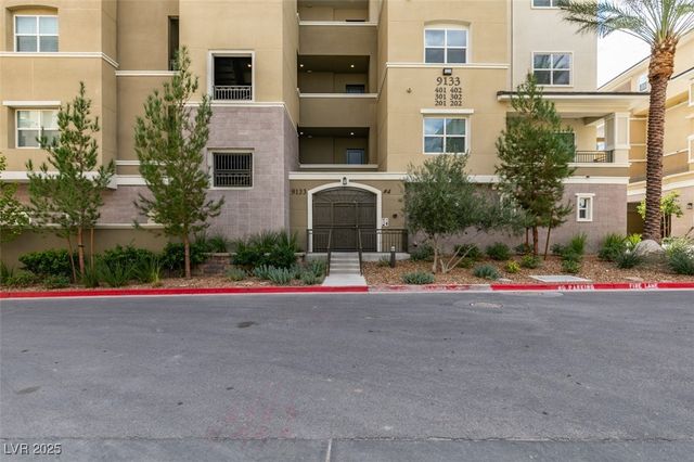 9133 Las Manaitas Avenue 401, Las Vegas, NV 89144