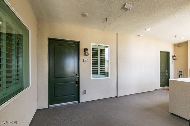 9133 Las Manaitas Avenue 401, Las Vegas, NV 89144