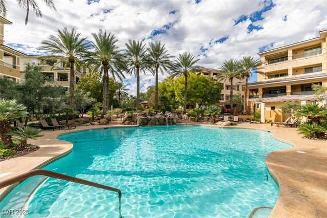 9133 Las Manaitas Avenue 401, Las Vegas, NV 89144