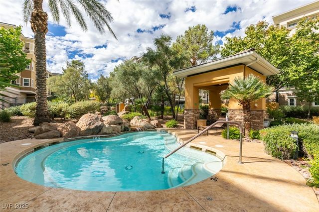 9133 Las Manaitas Avenue 401, Las Vegas, NV 89144