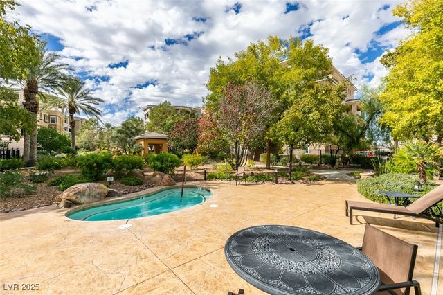 9133 Las Manaitas Avenue 401, Las Vegas, NV 89144