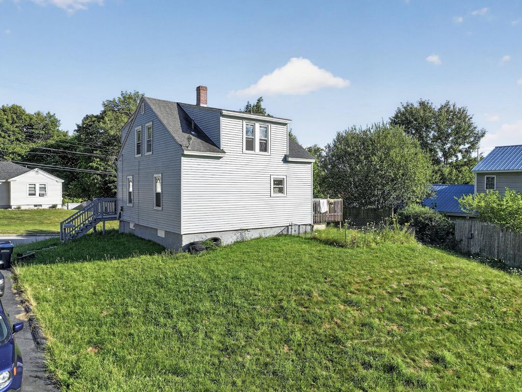 38 Towle Street, Auburn, ME 04210 — photo 5