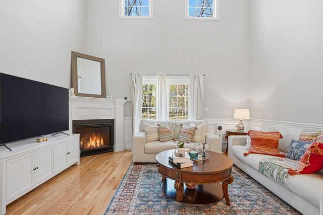 59 Olympia Ave 4, Shrewsbury, MA 01545