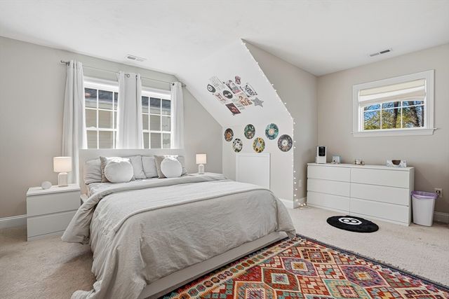 59 Olympia Ave 4, Shrewsbury, MA 01545
