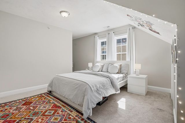 59 Olympia Ave 4, Shrewsbury, MA 01545