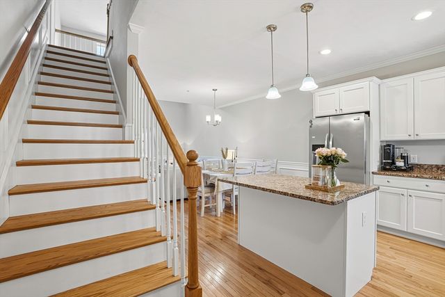 59 Olympia Ave 4, Shrewsbury, MA 01545