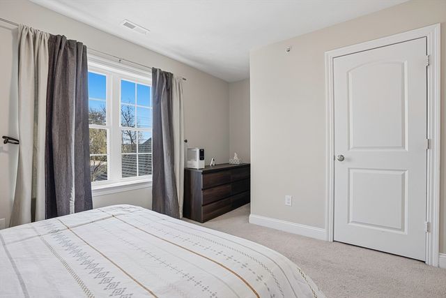 59 Olympia Ave 4, Shrewsbury, MA 01545