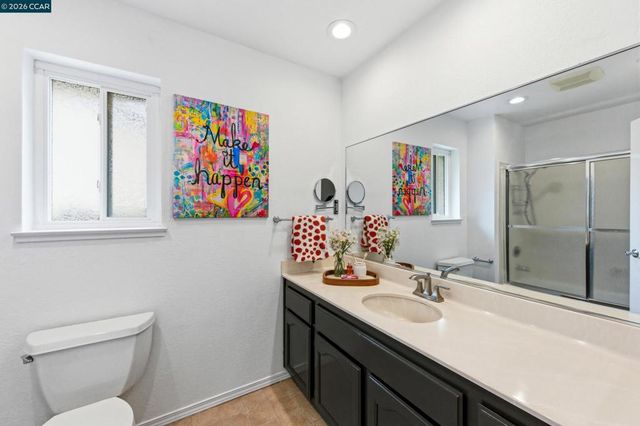 877 Dover Cir, Benicia, CA 94510
