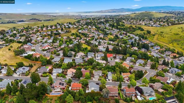877 Dover Cir, Benicia, CA 94510