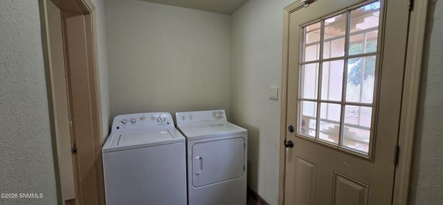 1313 Branson Avenue, Las Cruces, NM 88001
