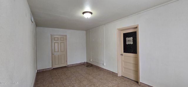 1313 Branson Avenue, Las Cruces, NM 88001