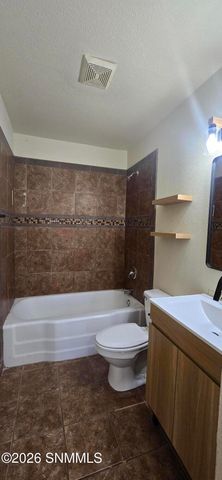 1313 Branson Avenue, Las Cruces, NM 88001