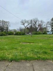 - Prince Albert Boulevard, Dayton, OH 45405