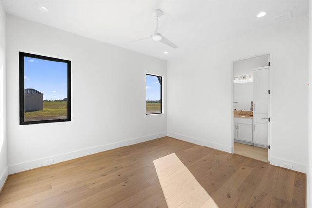 4961 Hartfield Road, Round Top, TX 78954