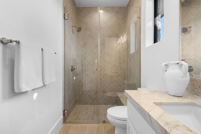 4961 Hartfield Road, Round Top, TX 78954