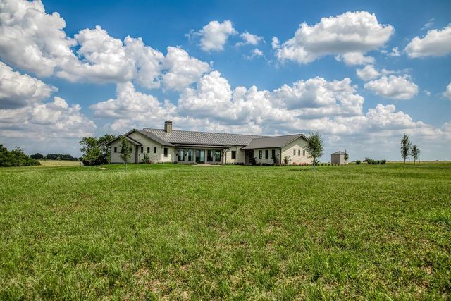 4961 Hartfield Road, Round Top, TX 78954