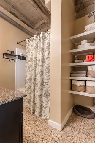 221 W Lancaster Avenue 11009, Fort Worth, TX 76102