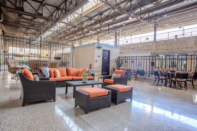221 W Lancaster Avenue 11009, Fort Worth, TX 76102