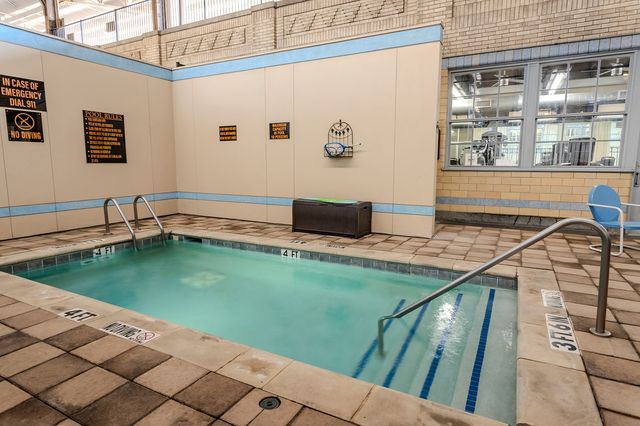 221 W Lancaster Avenue 11009, Fort Worth, TX 76102