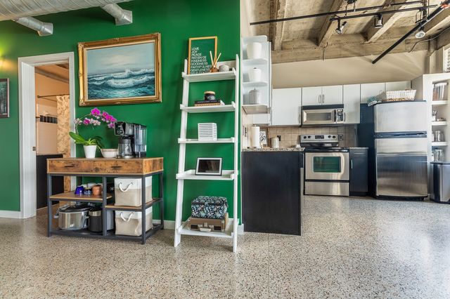221 W Lancaster Avenue 11009, Fort Worth, TX 76102