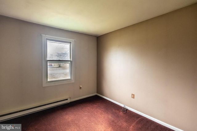 400 ARNOLD CT, Lebanon, PA 17042