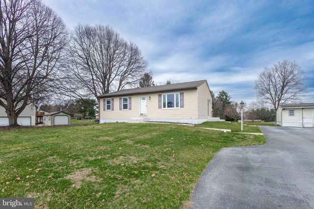 400 ARNOLD CT, Lebanon, PA 17042