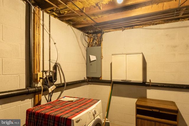 400 ARNOLD CT, Lebanon, PA 17042