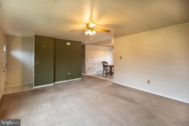 400 ARNOLD CT, Lebanon, PA 17042