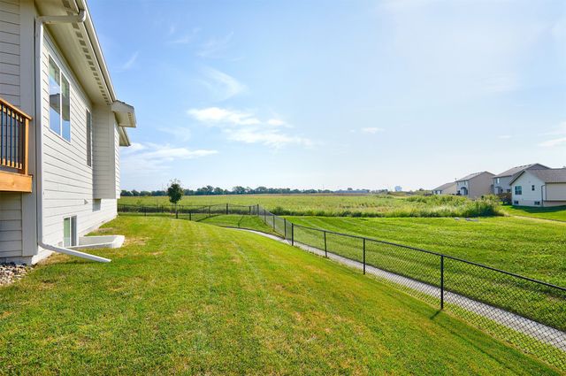 820 SE Mesa Drive, Waukee, IA 50263