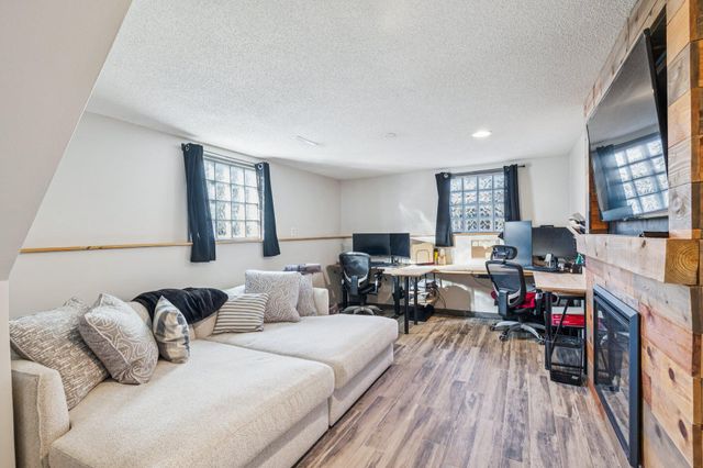 918 26TH Avenue, Council Bluffs, IA 51501