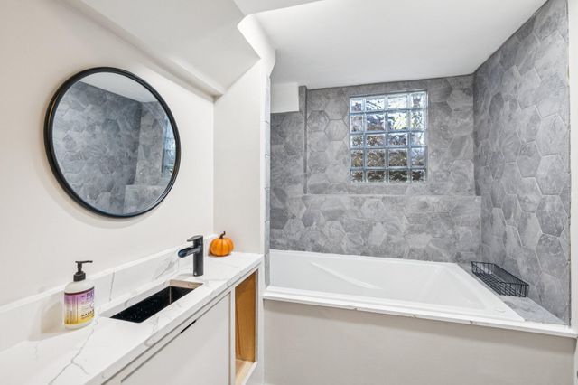 918 26TH Avenue, Council Bluffs, IA 51501