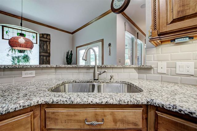 14409 Oxford Drive, Edmond, OK 73013
