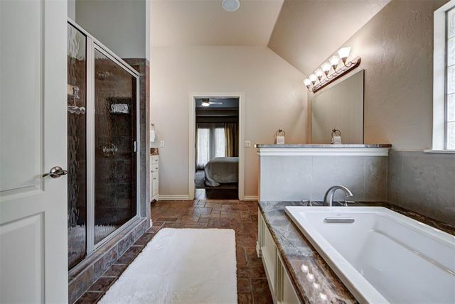 14409 Oxford Drive, Edmond, OK 73013