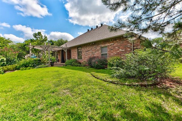 14409 Oxford Drive, Edmond, OK 73013