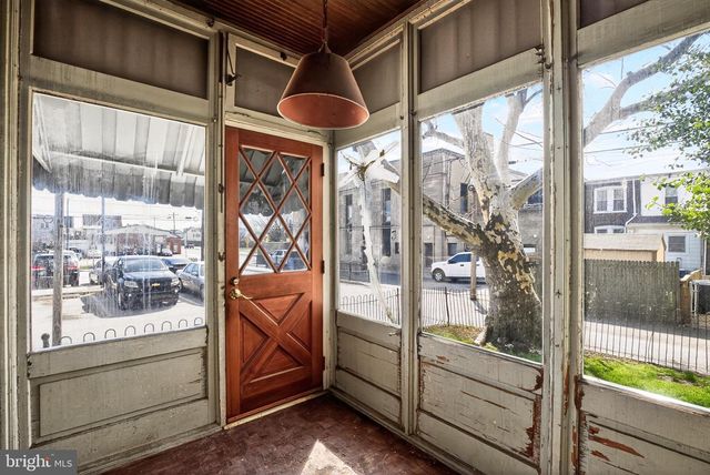 1012 WASHINGTON AVE, Marcus Hook, PA 19061