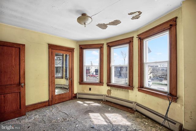 1012 WASHINGTON AVE, Marcus Hook, PA 19061