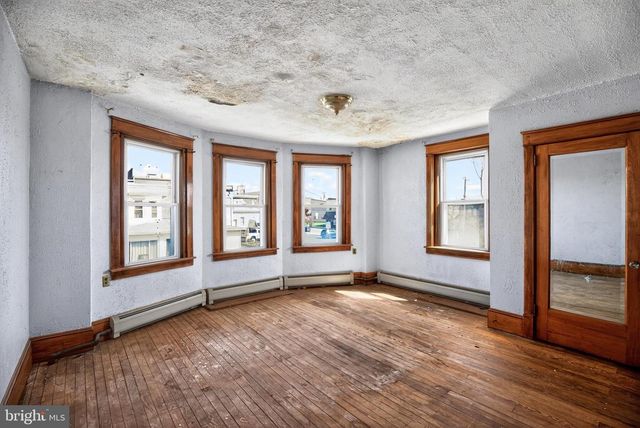 1012 WASHINGTON AVE, Marcus Hook, PA 19061