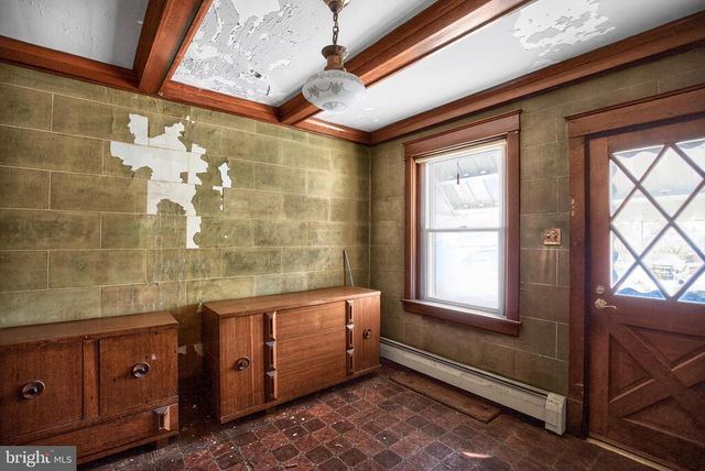 1012 WASHINGTON AVE, Marcus Hook, PA 19061