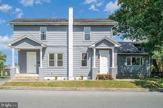 138 S HETRICK AVE, Palmyra, PA 17078