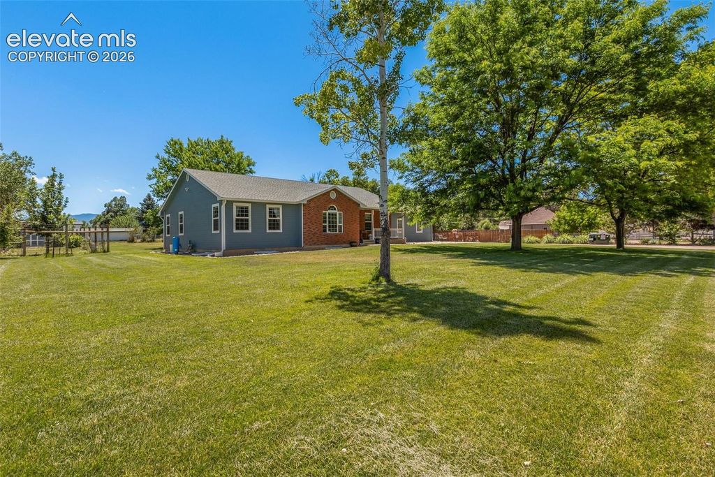 Image 7 of property listing at 1548 Grand Avenue, Canon City, CO 81212