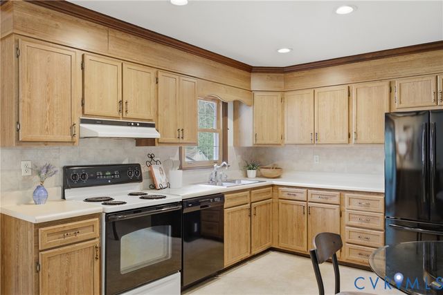 9832 Alfaree Rd, Chesterfield, VA 23237