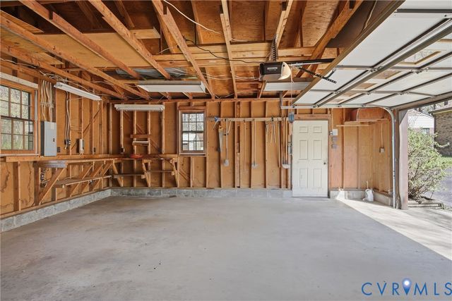 9832 Alfaree Rd, Chesterfield, VA 23237